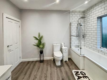 3 bedroom Terraced House for sale in Etherington Road, Hull, HU6