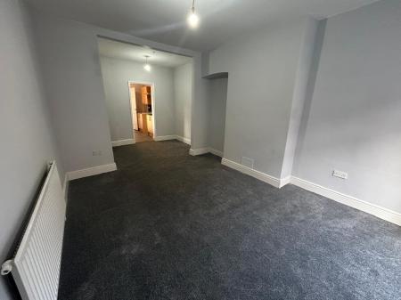 Floral Avenue, Rensburg Street, Hull, HU9