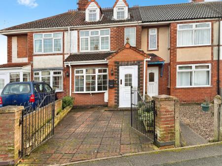 2 bedroom Semi-detached house for sale in Bristol Road, Hull, HU5