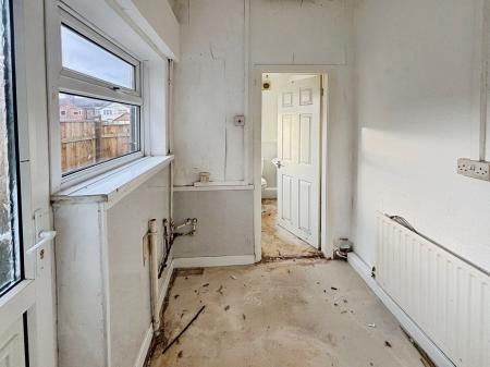 2 bedroom End of terrace house for sale in Zetland Street, Hull, HU3