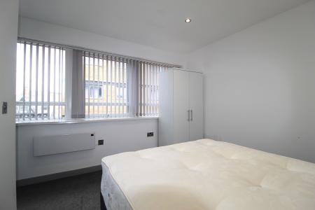 1 bedroom Flat to let in Paragon Street, City centre, Hull, HU1