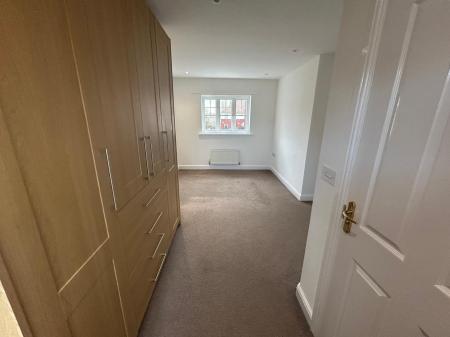 3 bedroom Semi-detached house to let in Hainsworth Park, Hull, HU6