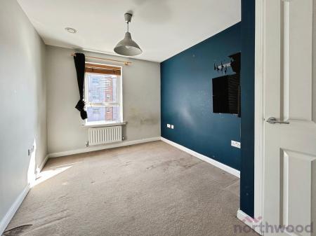 2 bedroom Flat for sale in Dean Lane, Failsworth, Manchester, M40