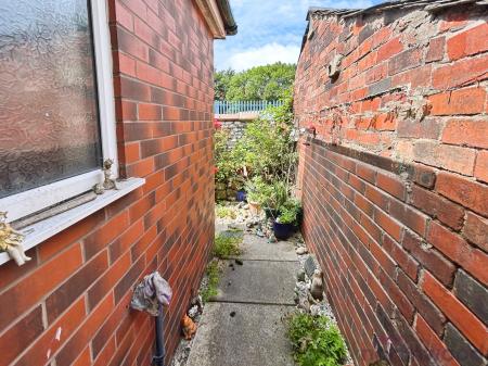 2 bedroom Terraced House for sale in Eckersley Road, Bolton, BL1