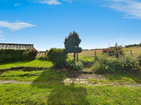 2 bedroom Terraced House for sale in Higher Ainsworth Road, Manchester, M26