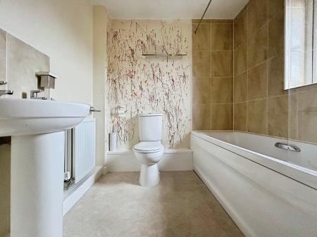 1 bedroom Apartment for sale in Kelstern Close, Bolton, BL2