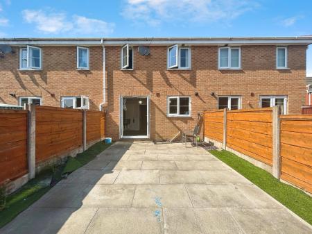 4 bedroom Town house for sale in Kelstern Close, Bolton, BL2