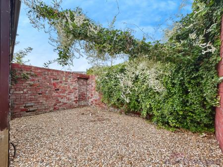 3 bedroom Semi-detached house for sale in Lee Lane, Horwich, Bolton, BL6