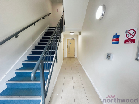2 bedroom Flat for sale in Lilac Gardens, Bolton, BL3