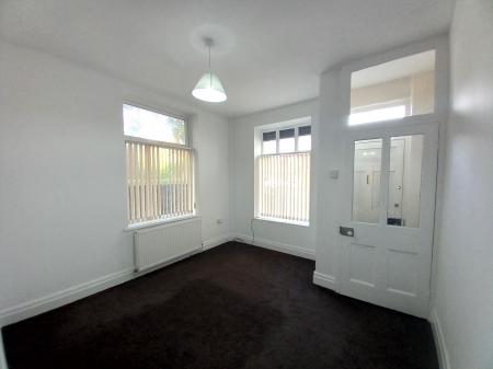 1 bedroom Flat to let in Deane Road, Bolton, BL3
