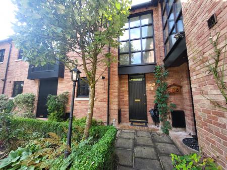 Chelwood Mews, Lostock, Bolton, BL6