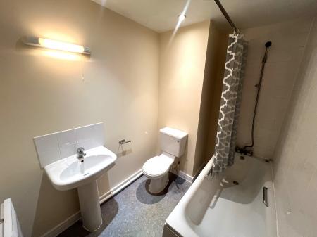 1 bedroom Flat to let in Marsden House, Bolton, BL1
