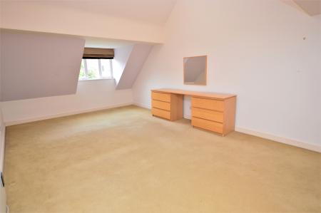 2 bedroom Flat to let in School Street, Bromley Cross, Bolton, BL7