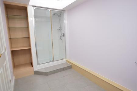 2 bedroom Flat to let in School Street, Bromley Cross, Bolton, BL7