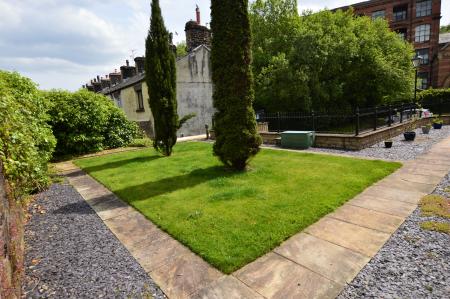 2 bedroom Flat to let in School Street, Bromley Cross, Bolton, BL7