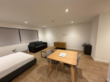 1 bedroom Studio flat to let in Nelson Street, Bolton, BL3