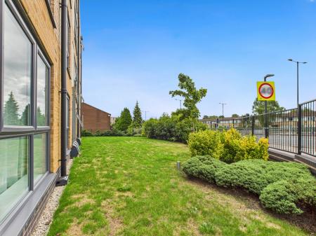 2 bedroom Flat for sale in Nye House, Sherlock Street, B5