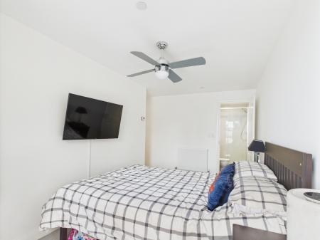 2 bedroom Flat for sale in Nye House, Sherlock Street, B5