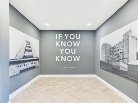 3 bedroom Apartment for sale in Gooch Street North, City Centre, Birmingham, B5