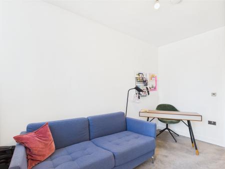 3 bedroom Apartment for sale in Gooch Street North, City Centre, Birmingham, B5