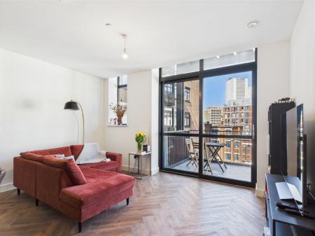 3 bedroom Apartment for sale in Gooch Street North, City Centre, Birmingham, B5