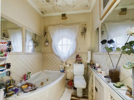 1 bedroom Flat for sale in Hurst Street, Birmingham, B5