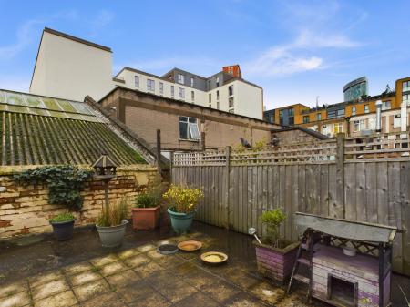 1 bedroom Flat for sale in Hurst Street, Birmingham, B5