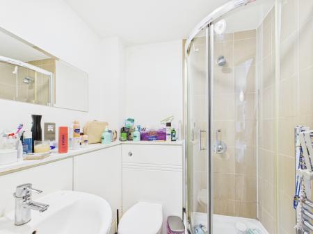 2 bedroom Flat for sale in Latitude Development, City Centre, Birmingham, B5