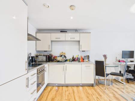 2 bedroom Flat for sale in Latitude Development, City Centre, Birmingham, B5