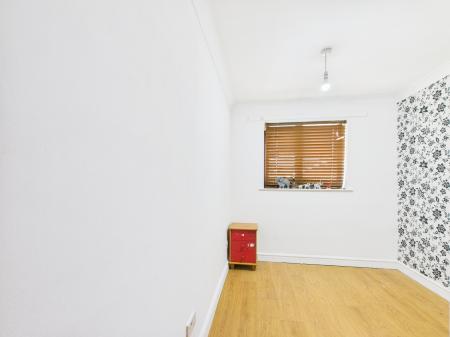 4 bedroom Semi-detached house for sale in Rischale Way, Walsall, Aldridge, WS4