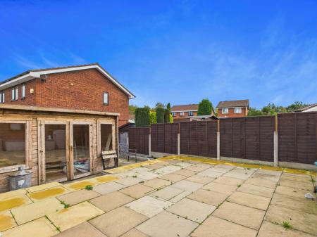 4 bedroom Semi-detached house for sale in Rischale Way, Walsall, Aldridge, WS4