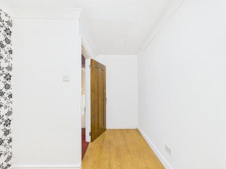 4 bedroom Semi-detached house for sale in Rischale Way, Walsall, Aldridge, WS4