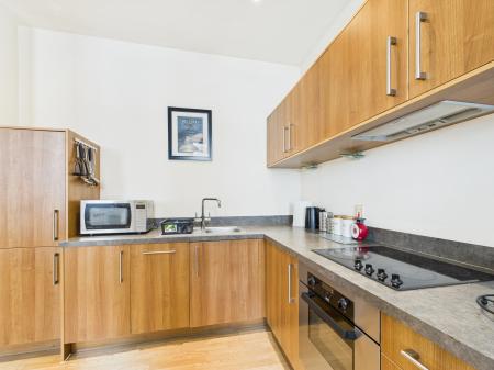 3 bedroom Flat to let in Commercial Street, City Centre, Birmingham, B1