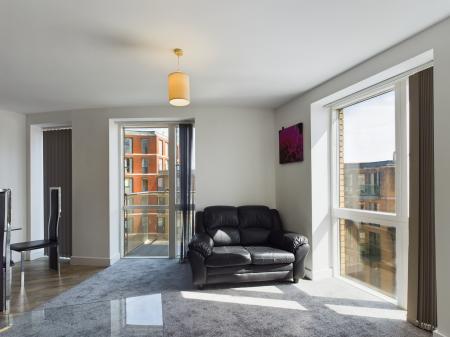 2 bedroom Flat to let in Essex Street, City Centre, Birmingham, B5