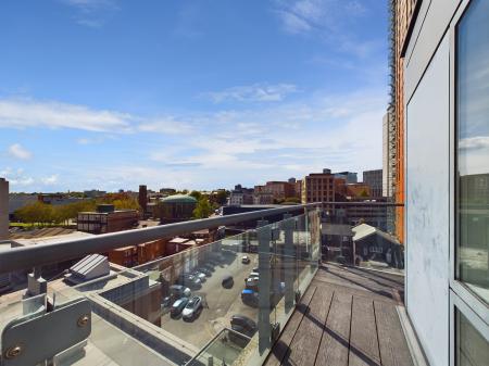 2 bedroom Flat to let in Essex Street, City Centre, Birmingham, B5