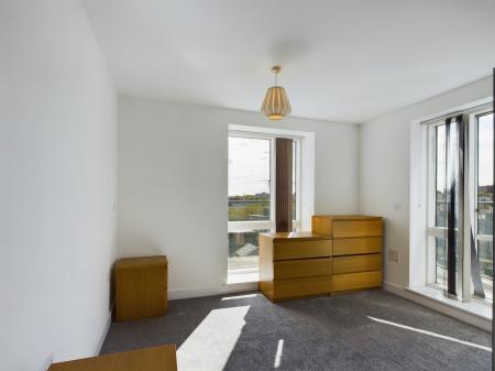 2 bedroom Flat to let in Essex Street, City Centre, Birmingham, B5