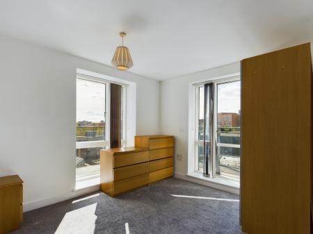 2 bedroom Flat to let in Essex Street, City Centre, Birmingham, B5