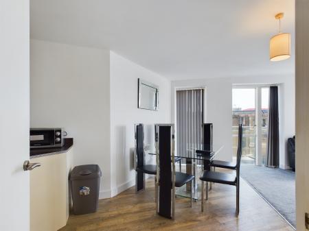 2 bedroom Flat to let in Essex Street, City Centre, Birmingham, B5