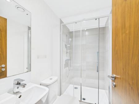 2 bedroom Flat to let in Lombard Street, Digbeth, Birmingham, B12