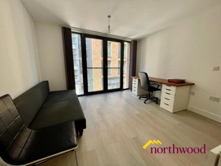 1 bedroom Flat to let in St Johns Walk, Birmingham, B5