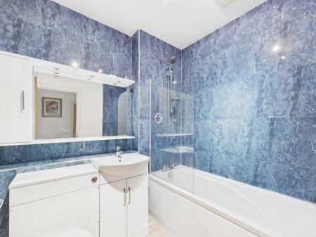 1 bedroom Flat to let in Wharfside Street, Birmingham, B1