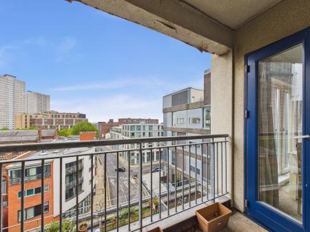 1 bedroom Flat to let in Wharfside Street, Birmingham, B1