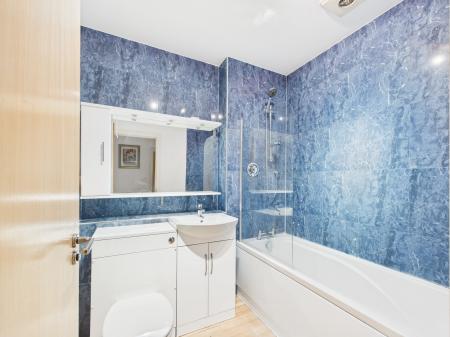 1 bedroom Flat to let in Wharfside Street, Birmingham, B1