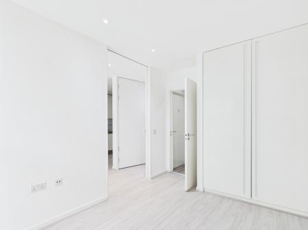 1 bedroom Flat to let in The Cube West, Birmingham City Centre, B1