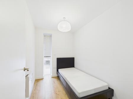 2 bedroom Flat to let in Essex Street, City Centre, Birmingham, B5