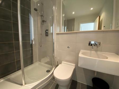 2 bedroom Flat to let in i-Land Development, City Centre, Birmingham, B5