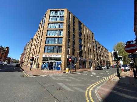 2 bedroom Flat to let in i-Land Development, City Centre, Birmingham, B5