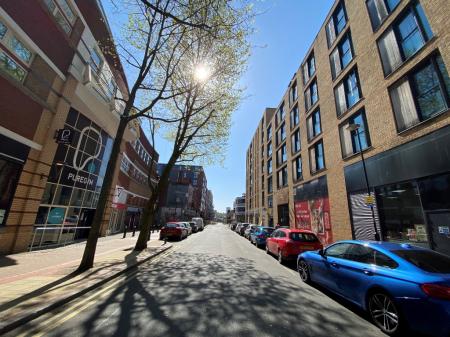 2 bedroom Flat to let in i-Land Development, City Centre, Birmingham, B5