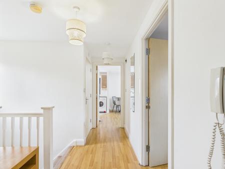 2 bedroom Flat for sale in Rickman Drive, Birmingham, B15