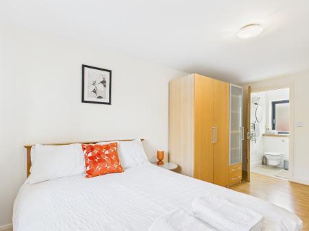 2 bedroom Flat for sale in Rickman Drive, Birmingham, B15